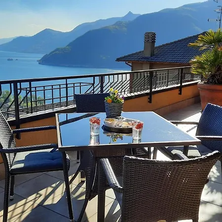 Vista Apartment *