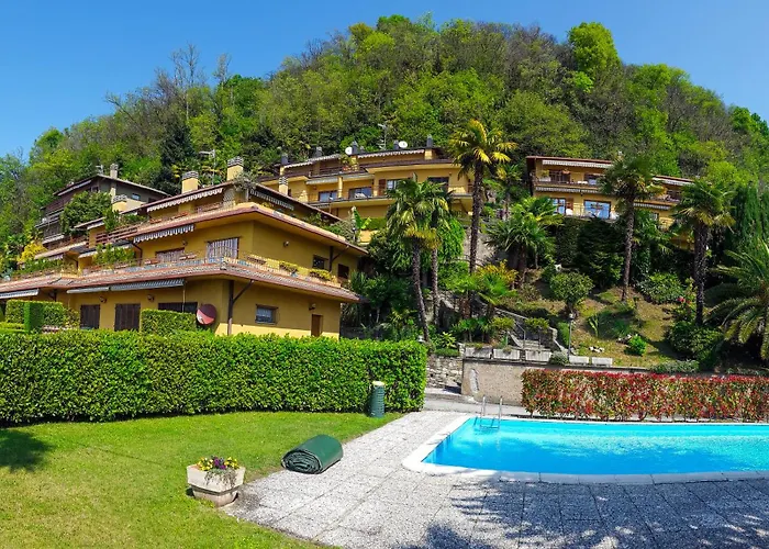 アパート Vista Maccagno